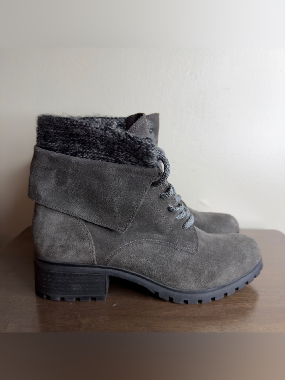 Lucky Brand Gray Suede Heylie Lace Up Boots Sz 10 Womens